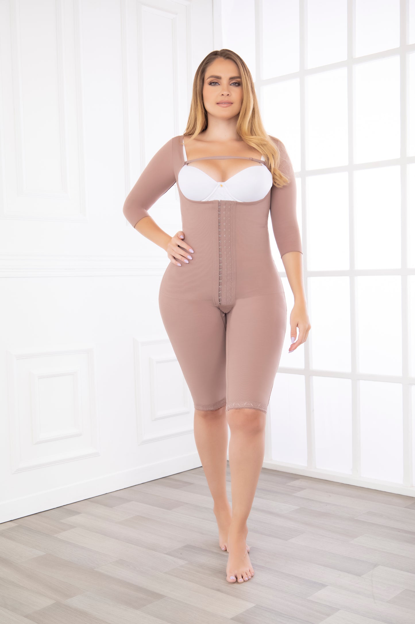 Post-Operative Fit 360 Compression Shaper with Sleeves Ref. 09360